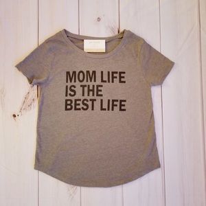 Mom life graphic tee